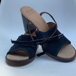 Cute healed sandals